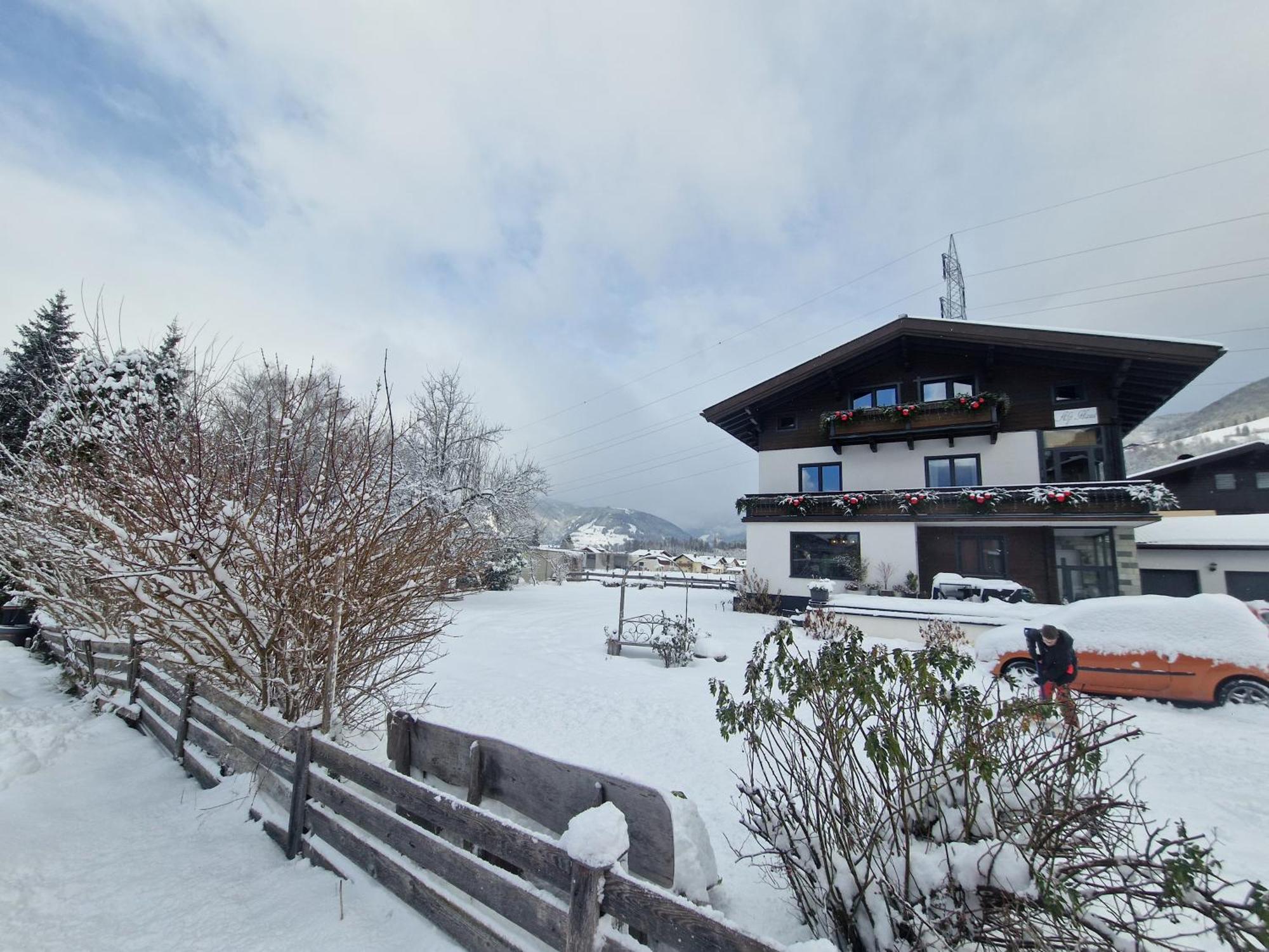 Apartamento Alp Haus Grossglockner Fusch an der Glocknerstraße Exterior foto
